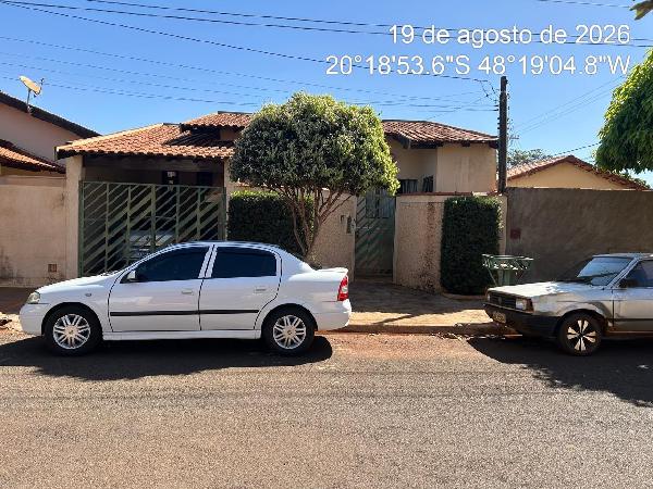 Casa • 3 dorm • Aniceto Carlos Nogueira • Guaira/SP