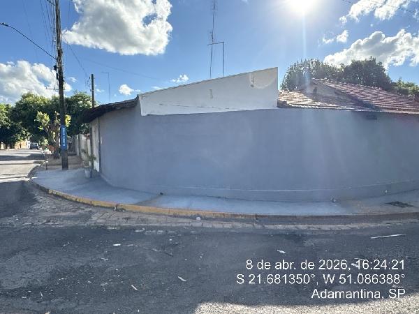Casa • 2 dorm • Gov Mario Covas • Adamantina/SP