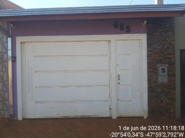 Casa • 2 dorm • Centro (Candia) • Pontal/SP