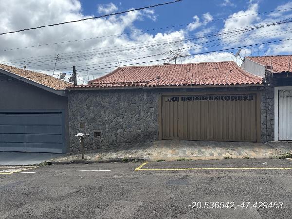Casa • 4 dorm • Sao Joaquim • Franca/SP