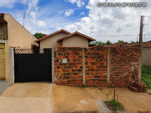 Casa • 2 dorm • Jardim Sao Marcos • Bariri/SP