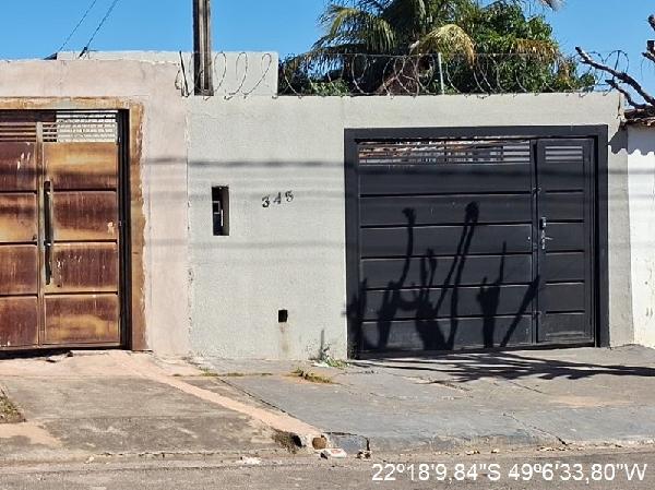 Casa • 2 dorm • Parque Jaragua • Bauru/SP