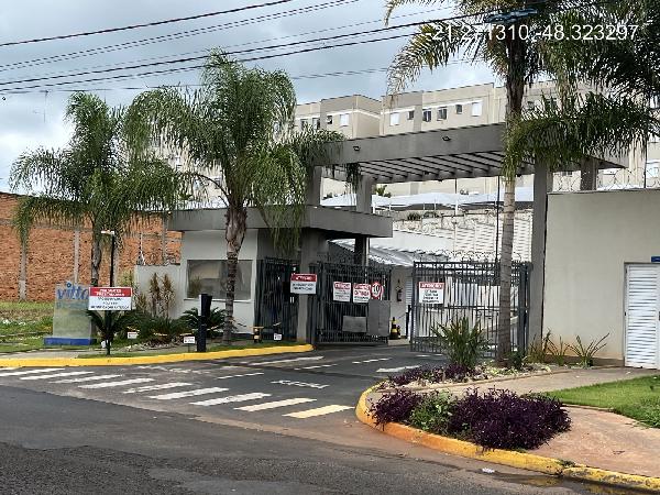 Apartamento • 2 dorm • Sorocabano • Jaboticabal/SP