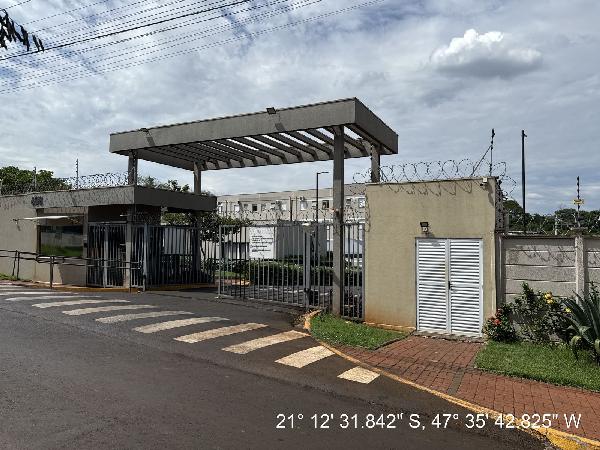 Apartamento • 2 dorm • Centro • Serrana/SP
