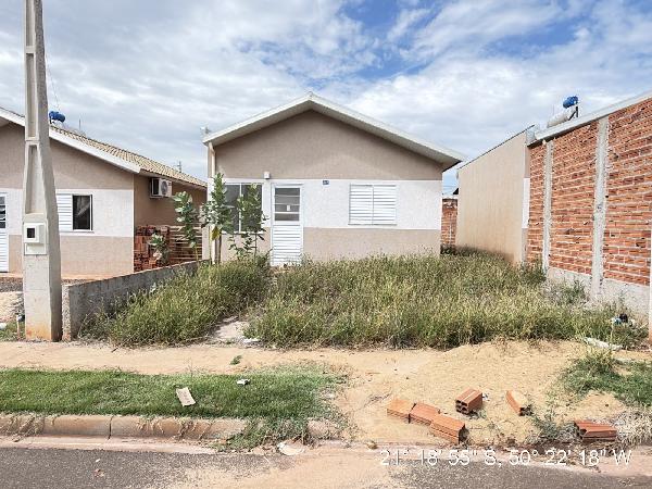 Casa • 2 dorm • Residencial Jacaranda • Birigui/SP